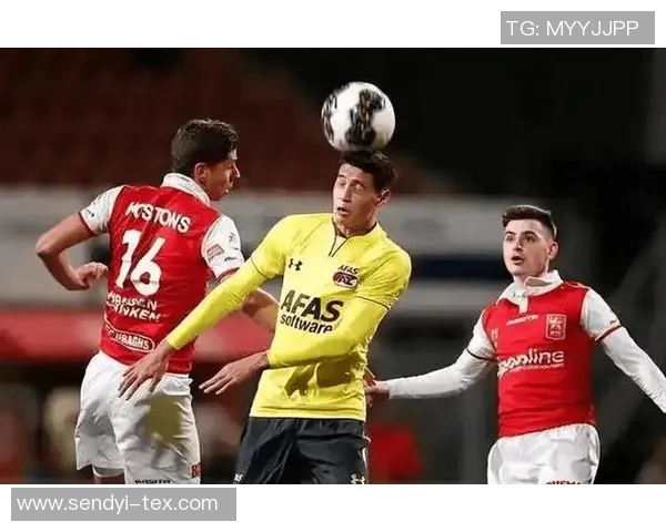 坎布尔与阿尔梅勒激战正酣比分悬念不断精彩瞬间回顾 坎布尔与阿尔梅勒激战正酣比分悬念不断精彩瞬间回顾